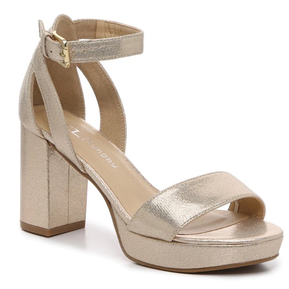 (EUC) CL by Laundry Go On Sandal Size 7.5